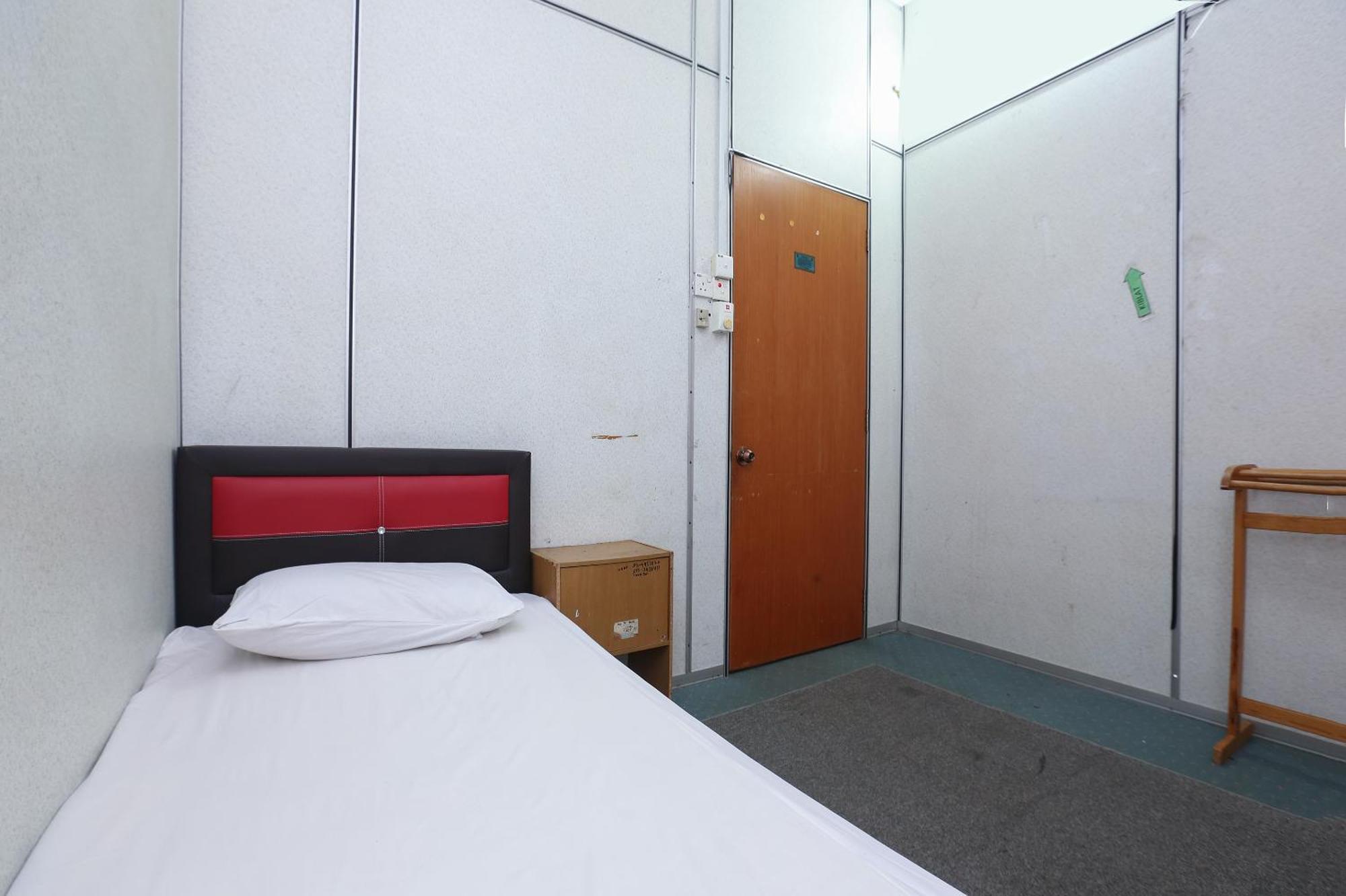 Oyo 89755 D&D Budget Inn 코타바하루 외부 사진